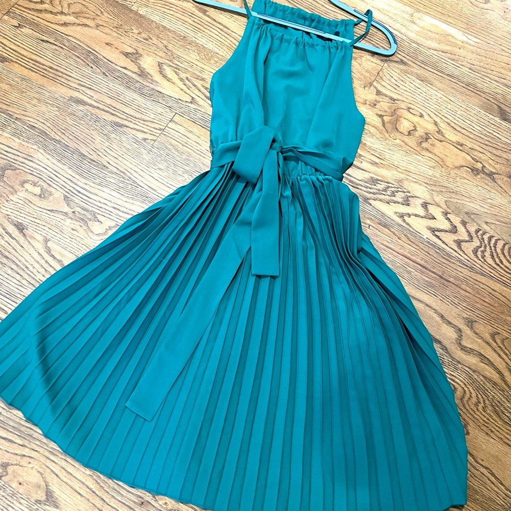Luxedo green dress size large